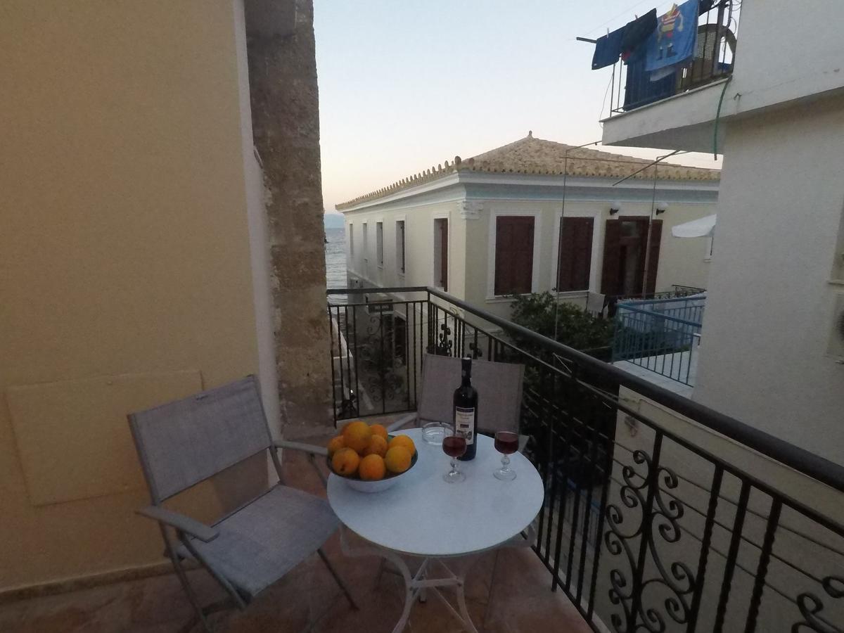 Xenias Rooms Apartments Koróni 外观 照片